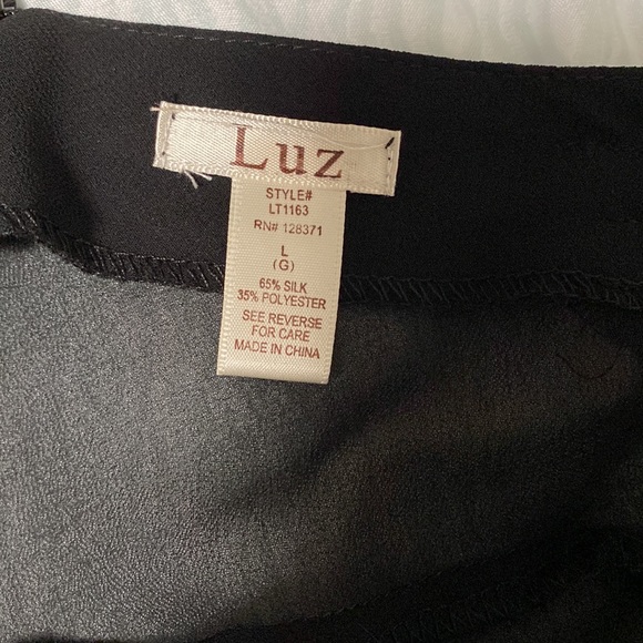 Ruffled Tops - Picture 5 of 5